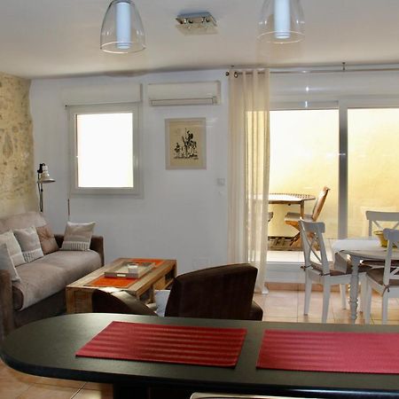 Agreable Maison De Ville Eyragues Exteriér fotografie