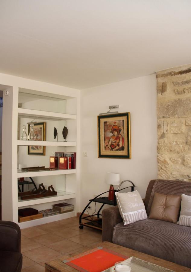 Agreable Maison De Ville Eyragues Exteriér fotografie